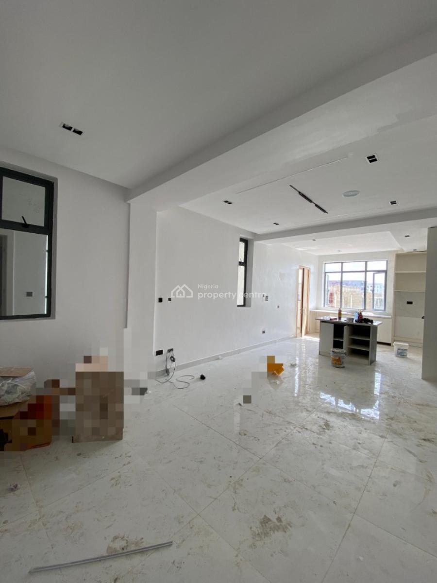 Beautifully Built 2 Bedroom Apartment, Ikate, Lekki, Lagos, Block of Flats for Sale