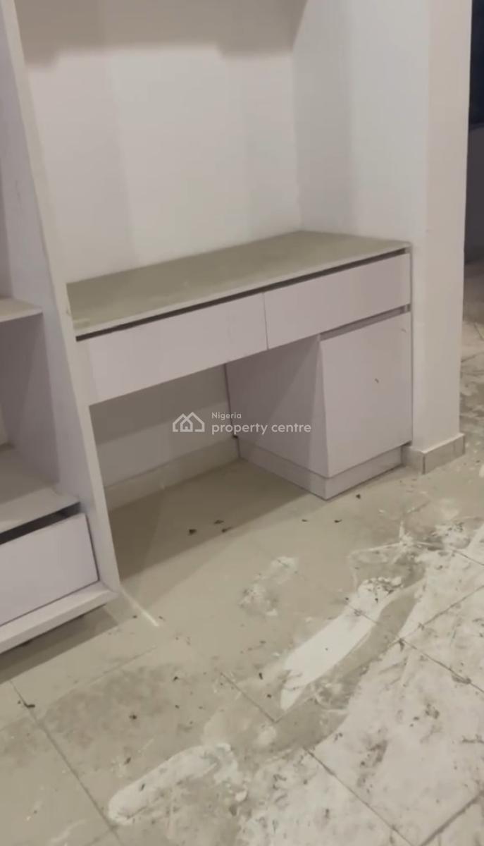 Partly Furnished Room and Parlour Apartment, Eleganza Estate Chevron Toll Gate, Lekki, Lagos, Mini Flat (room and Parlour) for Rent