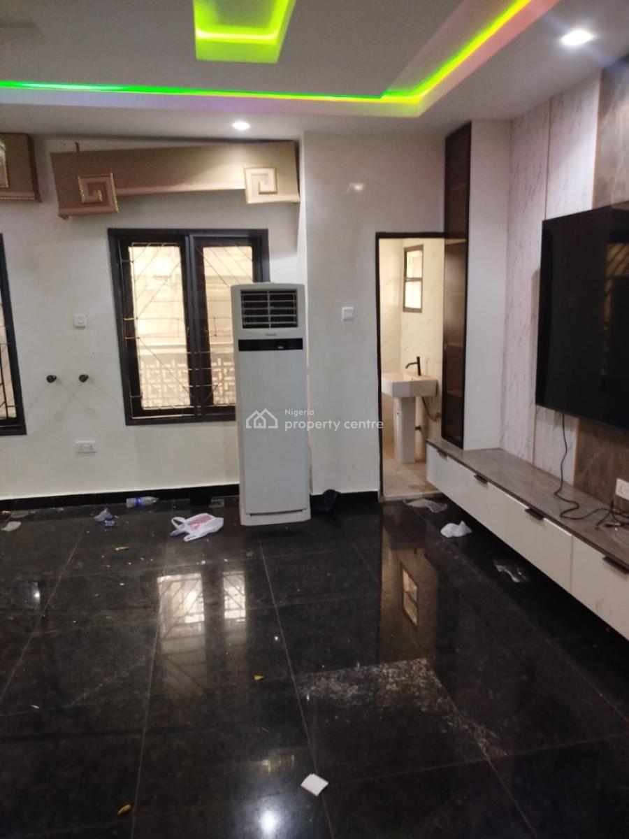 Solidly Built and Well Finished Gracious 3 Bedroom Apartment, Off Aminu Kano, Wuse 2, Abuja, Flat / Apartment for Rent