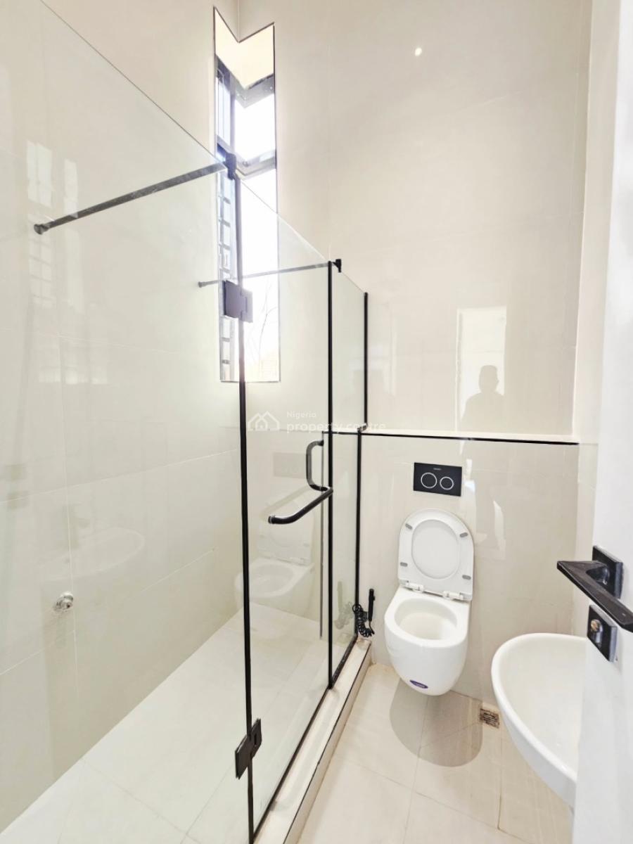 Newly Built 3 Bedroom Apartment with Bq, Lekki Phase 1, Lekki Phase 1, Lekki, Lagos, Block of Flats for Sale