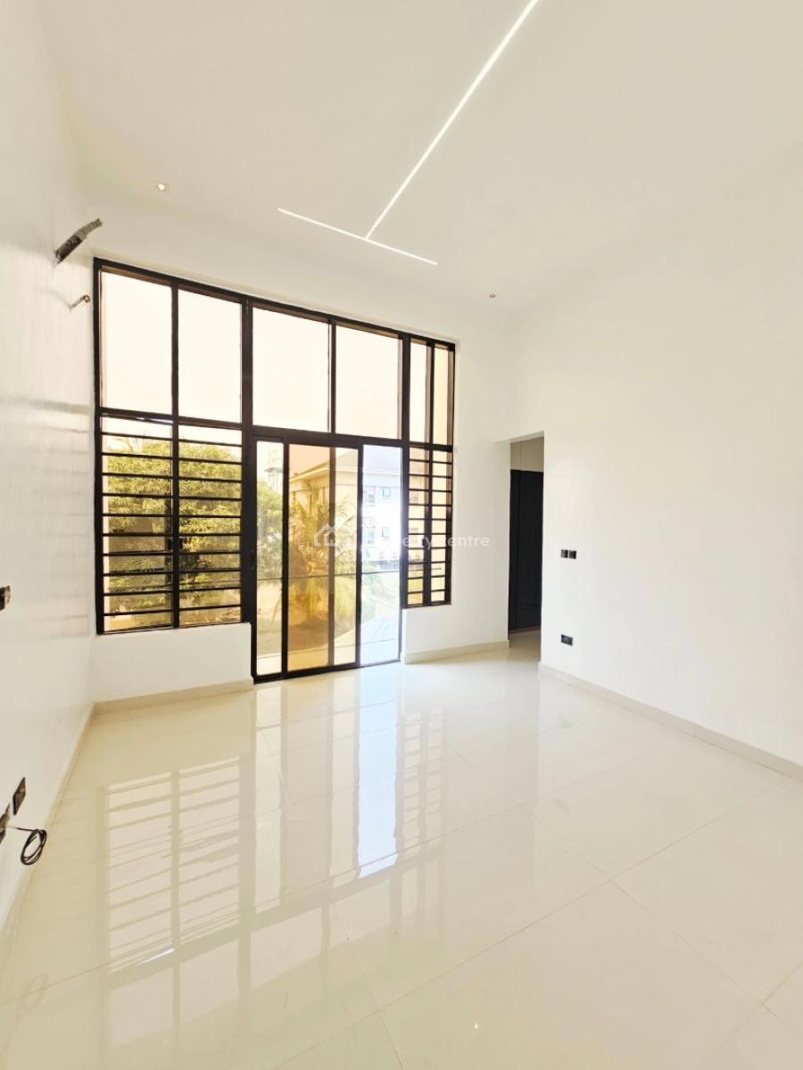 Newly Built 3 Bedroom Apartment with Bq, Lekki Phase 1, Lekki Phase 1, Lekki, Lagos, Block of Flats for Sale