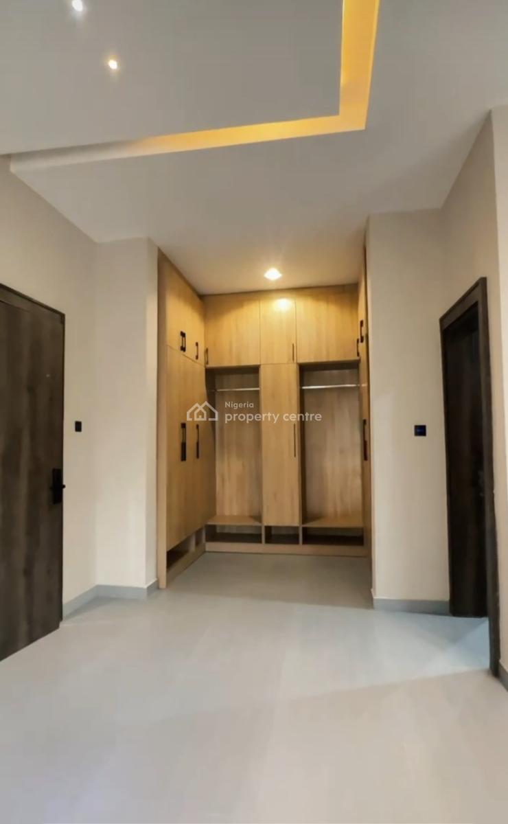 Luxury 5bedroom Detached House, Guzape District, Abuja, Detached Duplex for Rent