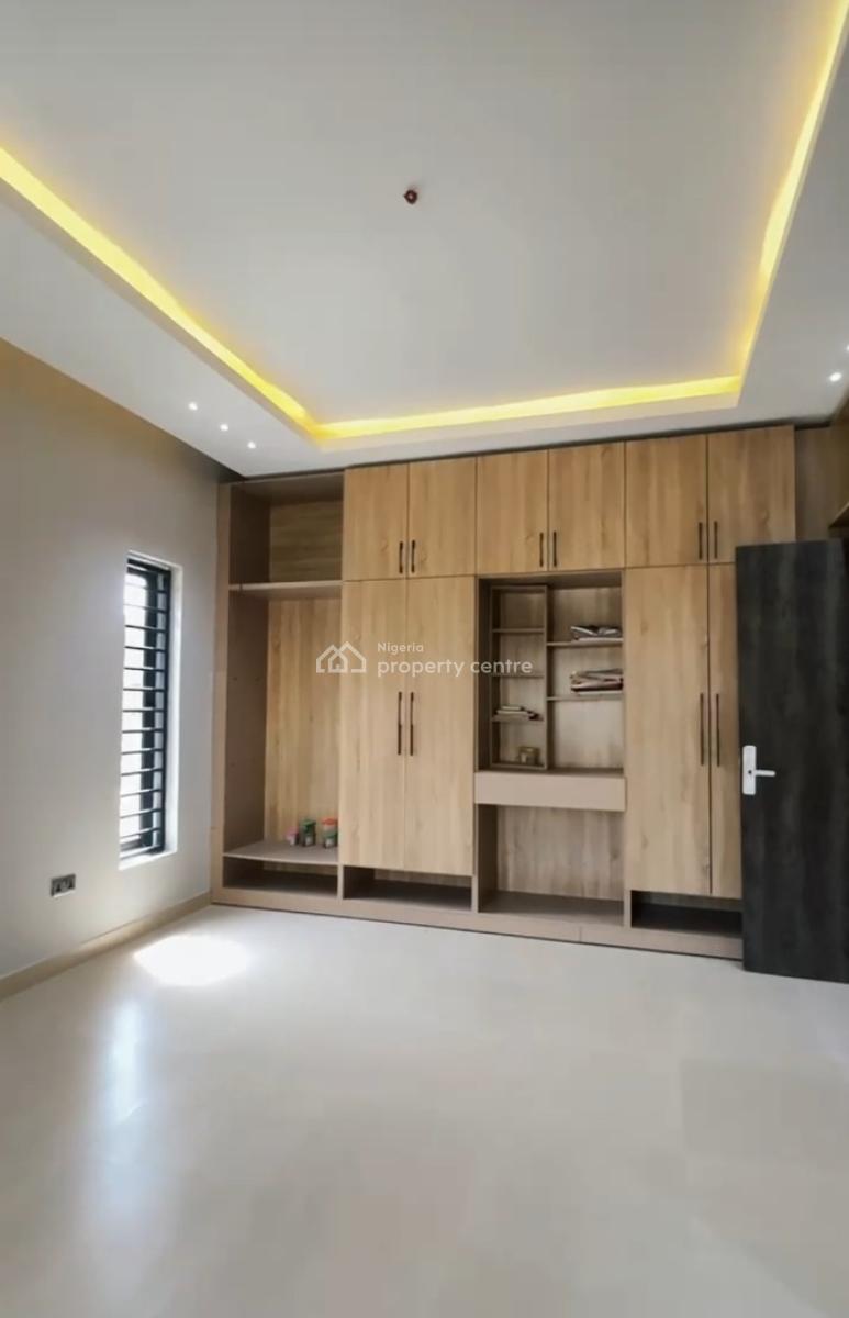 Luxury 5 Bedroom Detached House, Guzape District, Abuja, Detached Duplex for Sale