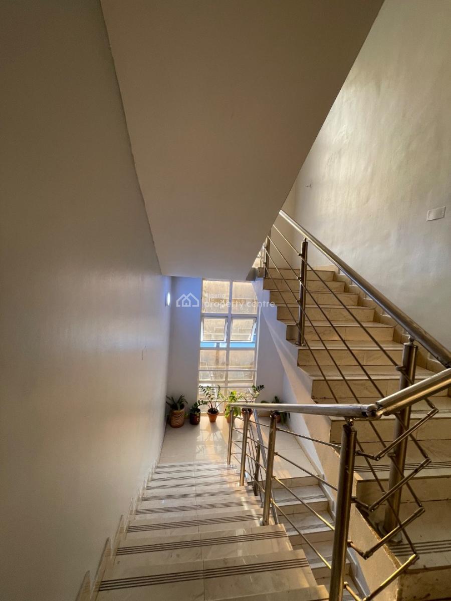 Gorgeous Fully Furnished & Serviced 3 Bedroom Apartment with Bq & Pool, Lekki Phase 1, Lekki, Lagos, Flat / Apartment for Rent