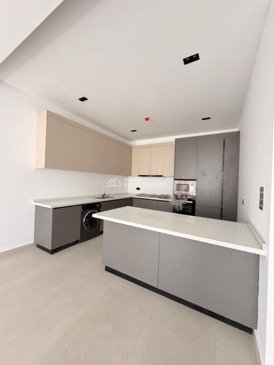 2/3 Bedroom Serviced Apartment, Lekki Phase 1, Lekki, Lagos, Flat / Apartment for Sale