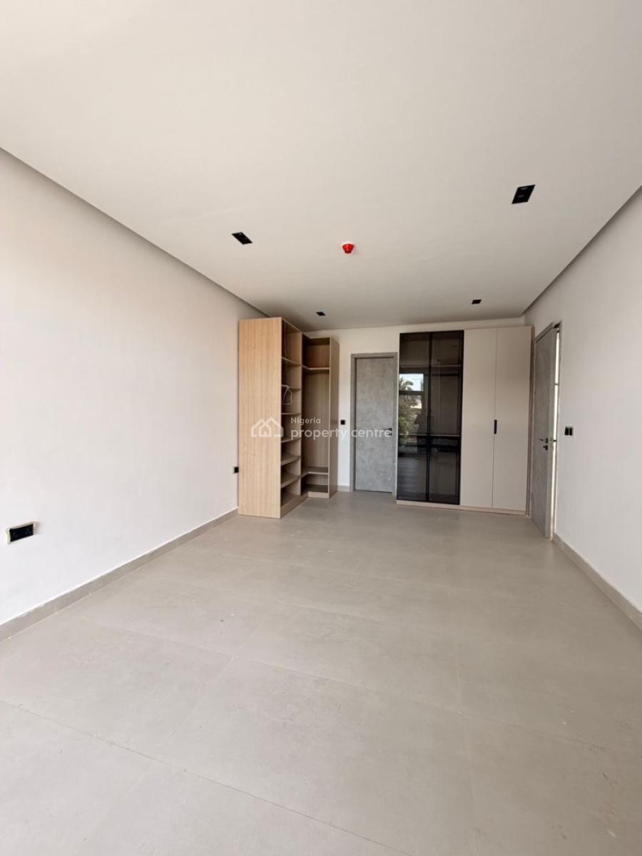 2/3 Bedroom Serviced Apartment, Lekki Phase 1, Lekki, Lagos, Flat / Apartment for Sale