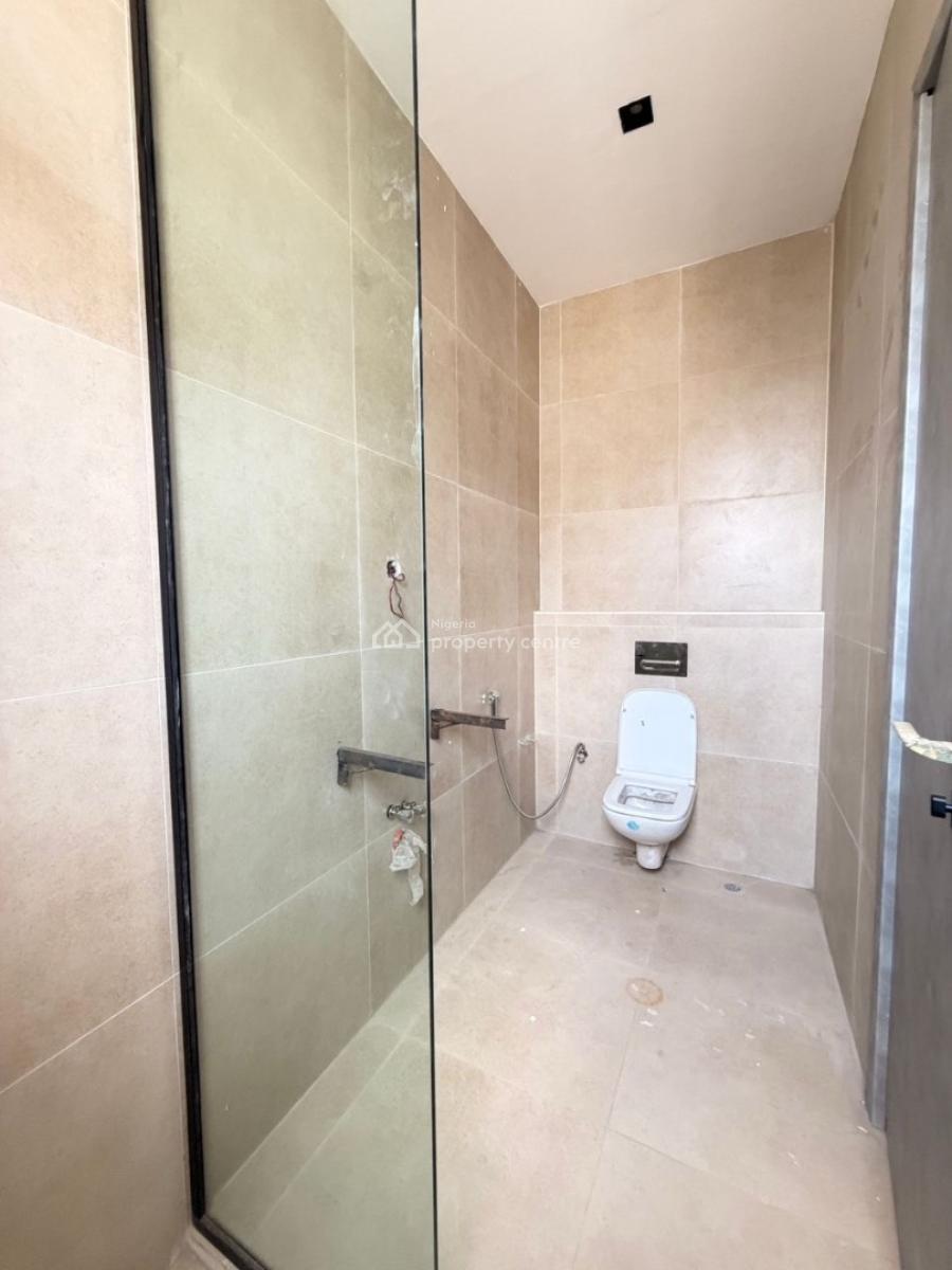 2/3 Bedroom Serviced Apartment, Lekki Phase 1, Lekki, Lagos, Flat / Apartment for Sale