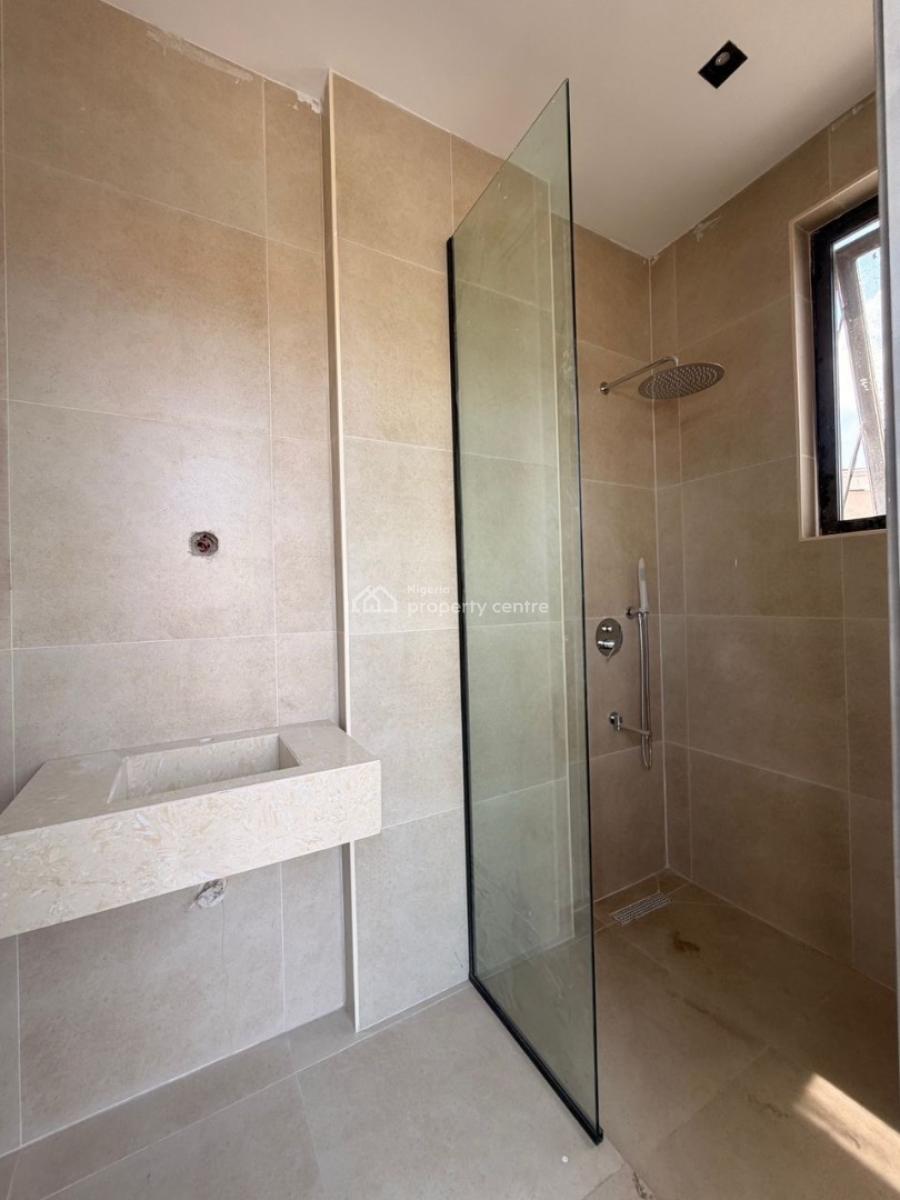 2/3 Bedroom Serviced Apartment, Lekki Phase 1, Lekki, Lagos, Flat / Apartment for Sale