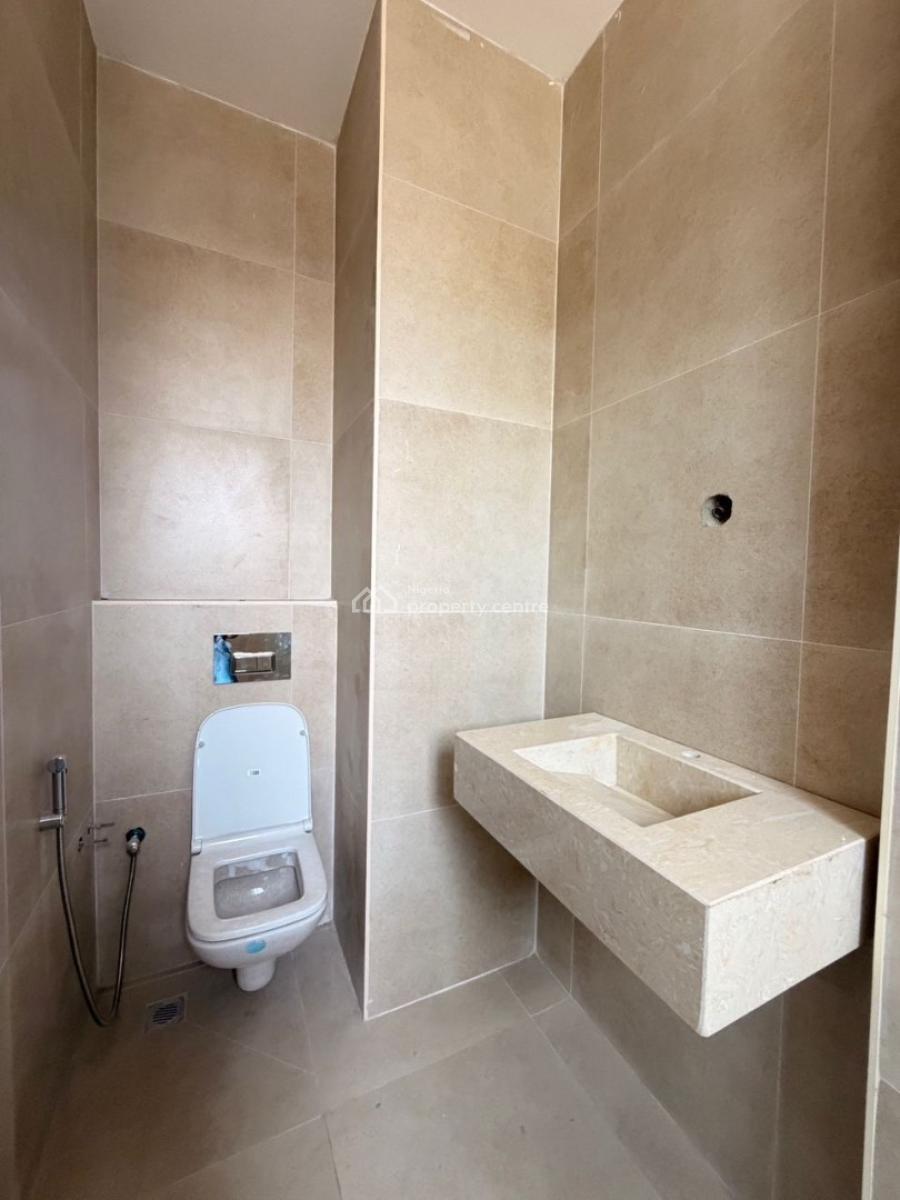 2/3 Bedroom Serviced Apartment, Lekki Phase 1, Lekki, Lagos, Flat / Apartment for Sale