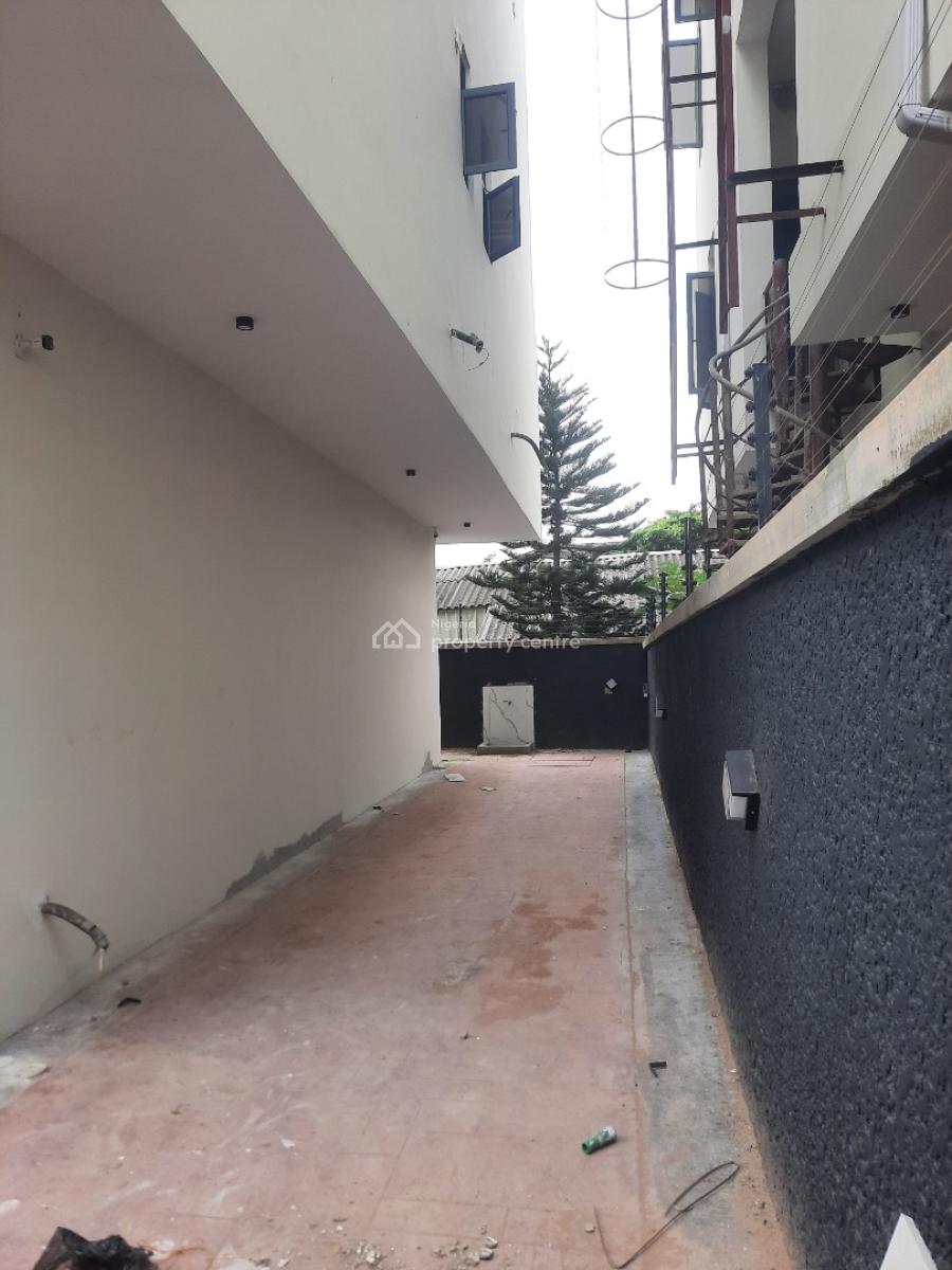 Classy  4 Bedroom Semi Detached Duplex + B.q, Adeniyi Jones, Ikeja, Lagos, Semi-detached Duplex for Sale