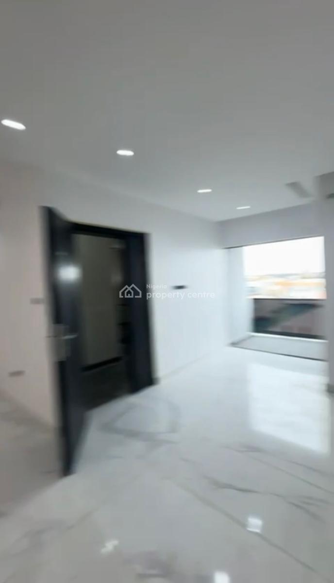 Brand New Specious Well Built Luxury Smart 2&3bedroom Fully Serviced, Lekki, Lagos, Flat / Apartment for Sale