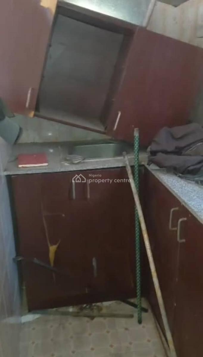 Lovely Sweet Mini Flat, Hopewell Close Off Bode Thomas, Surulere, Lagos, Mini Flat (room and Parlour) for Rent