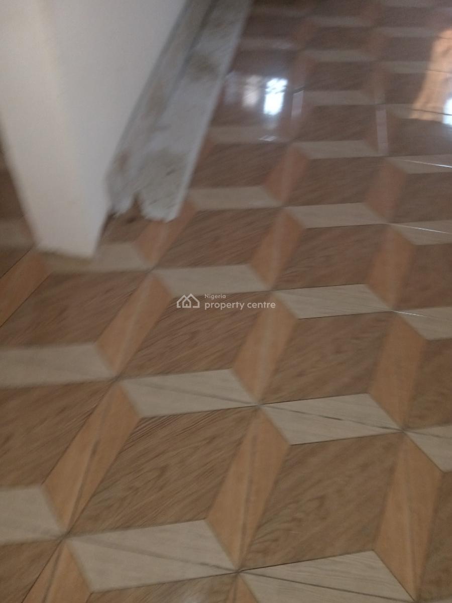 Spacious 3bedroom Flat Upstairs  All Room Ensuite, Ogombo, Ajah, Lagos, Flat / Apartment for Rent