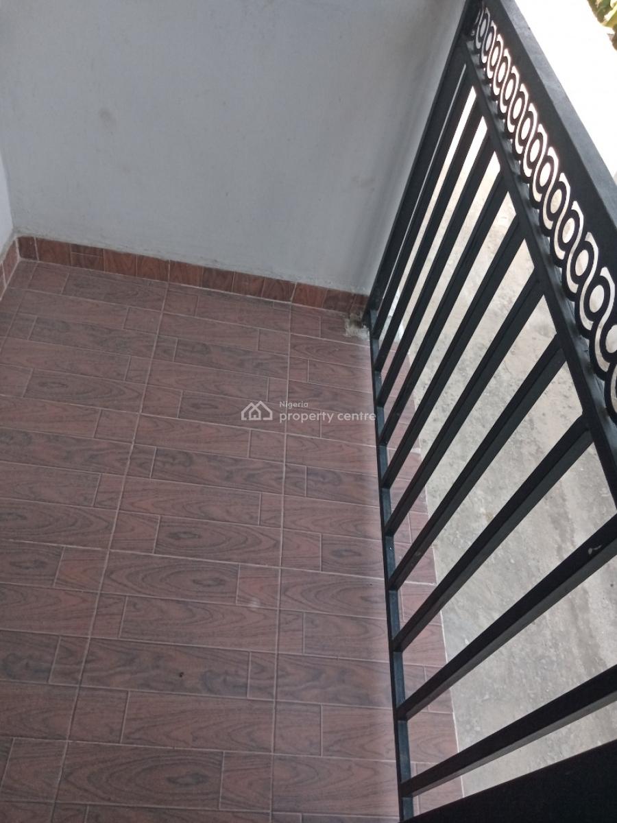 Spacious 3bedroom Flat Upstairs  All Room Ensuite, Ogombo, Ajah, Lagos, Flat / Apartment for Rent