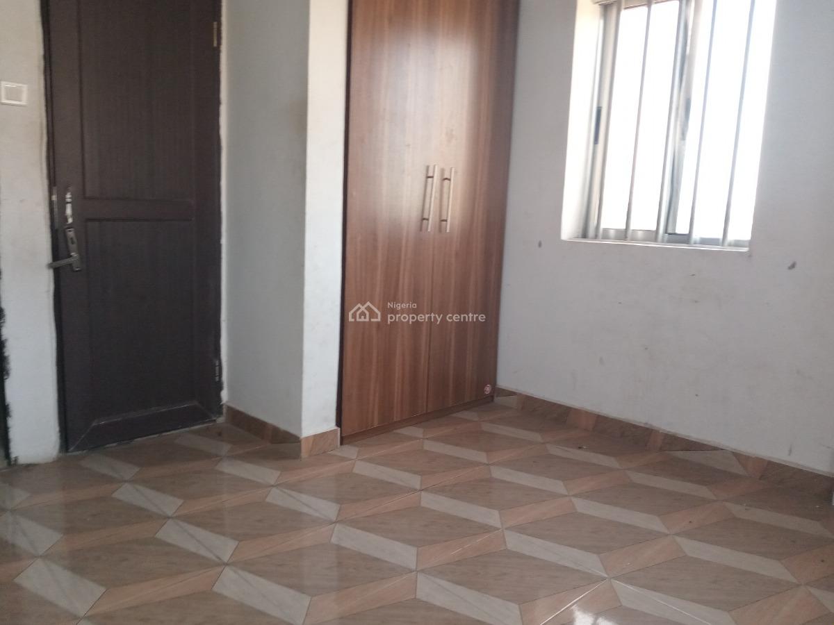 Spacious 3bedroom Flat Upstairs  All Room Ensuite, Ogombo, Ajah, Lagos, Flat / Apartment for Rent