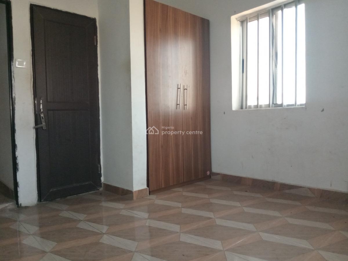 Spacious 3bedroom Flat Upstairs  All Room Ensuite, Ogombo, Ajah, Lagos, Flat / Apartment for Rent