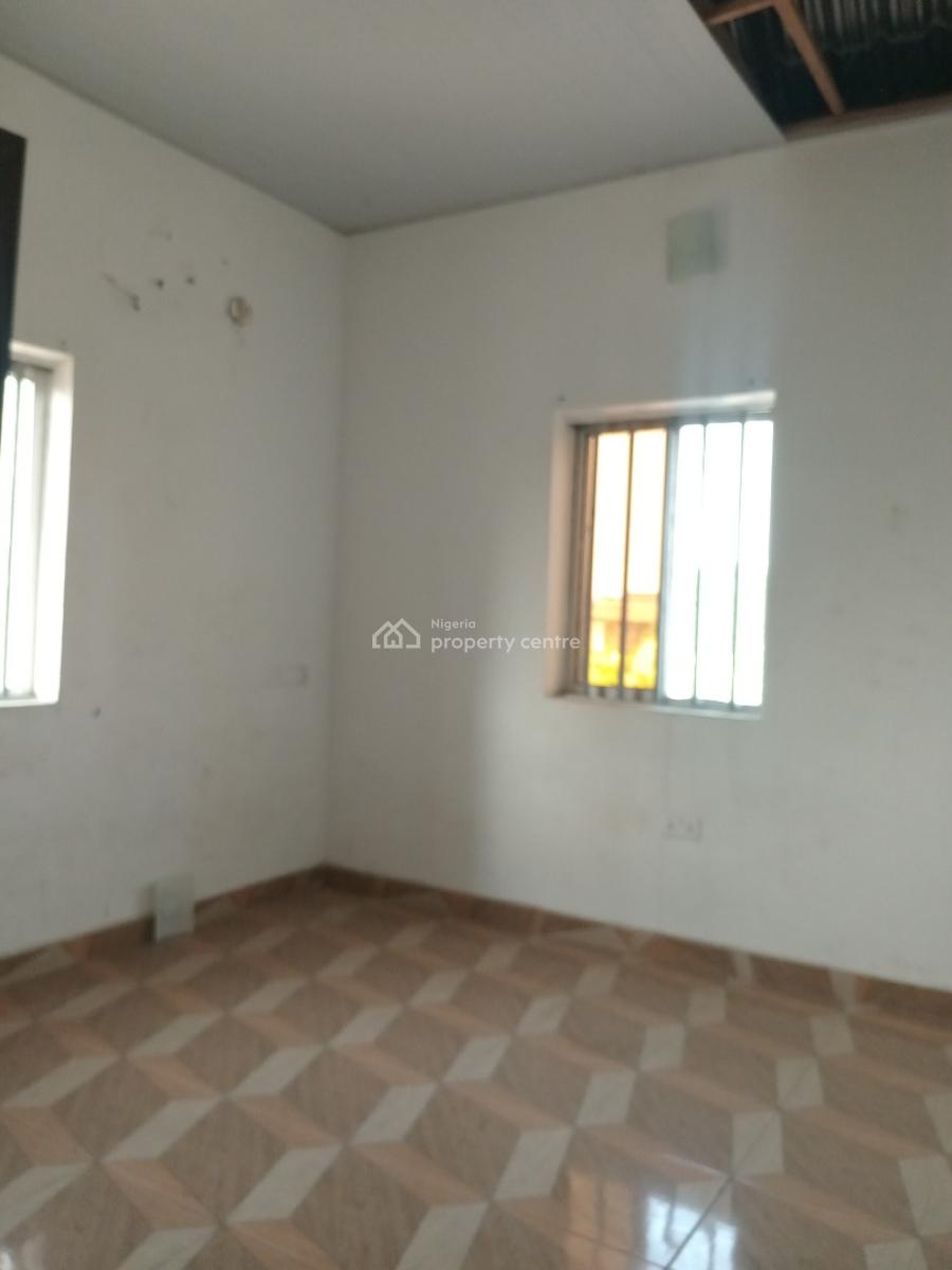 Spacious 3bedroom Flat Upstairs  All Room Ensuite, Ogombo, Ajah, Lagos, Flat / Apartment for Rent