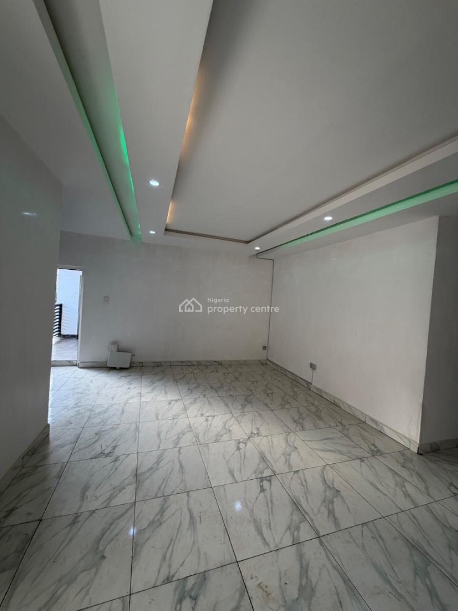 Standard and Serviced Two Bedroom Apartment with 3 Acs, Secured Estate, Guzape District, Abuja, Flat / Apartment for Rent