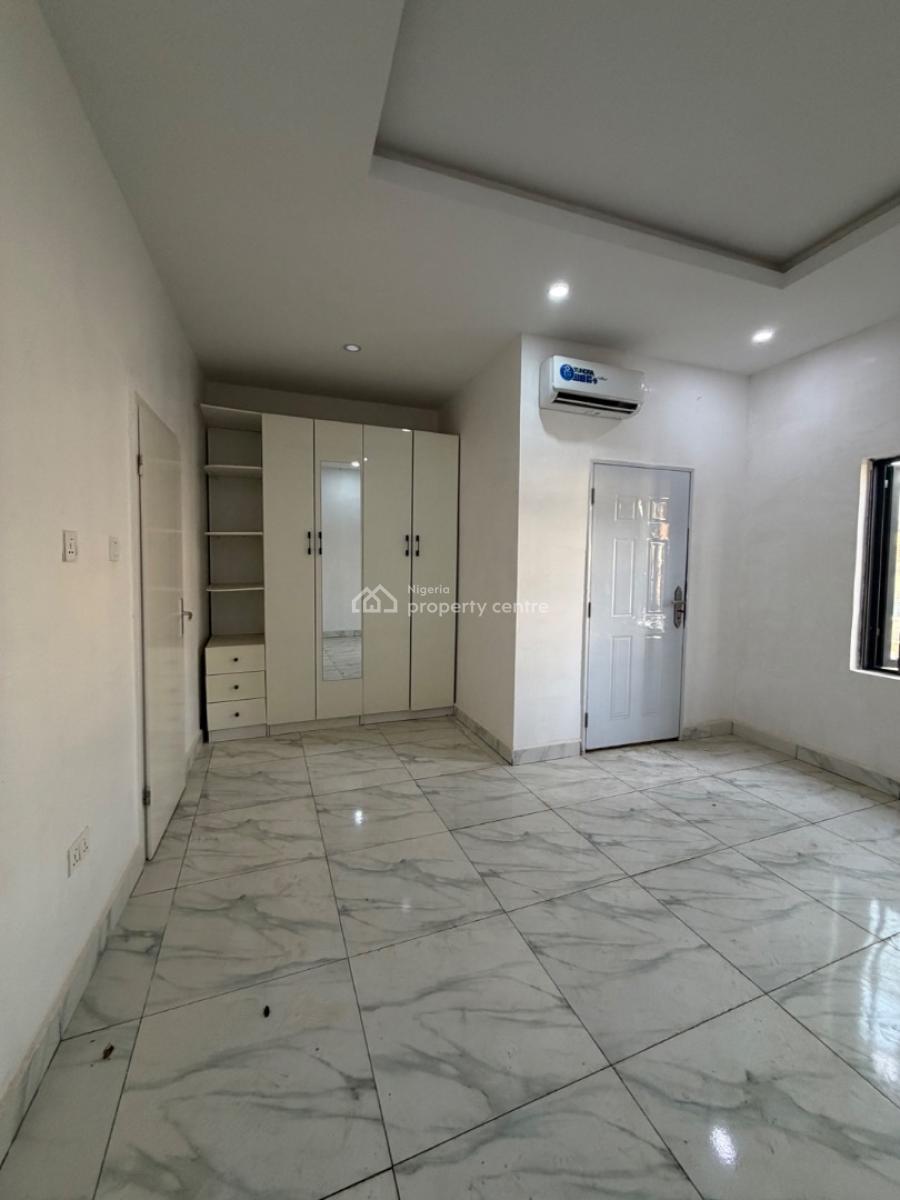 Standard and Serviced Two Bedroom Apartment with 3 Acs, Secured Estate, Guzape District, Abuja, Flat / Apartment for Rent