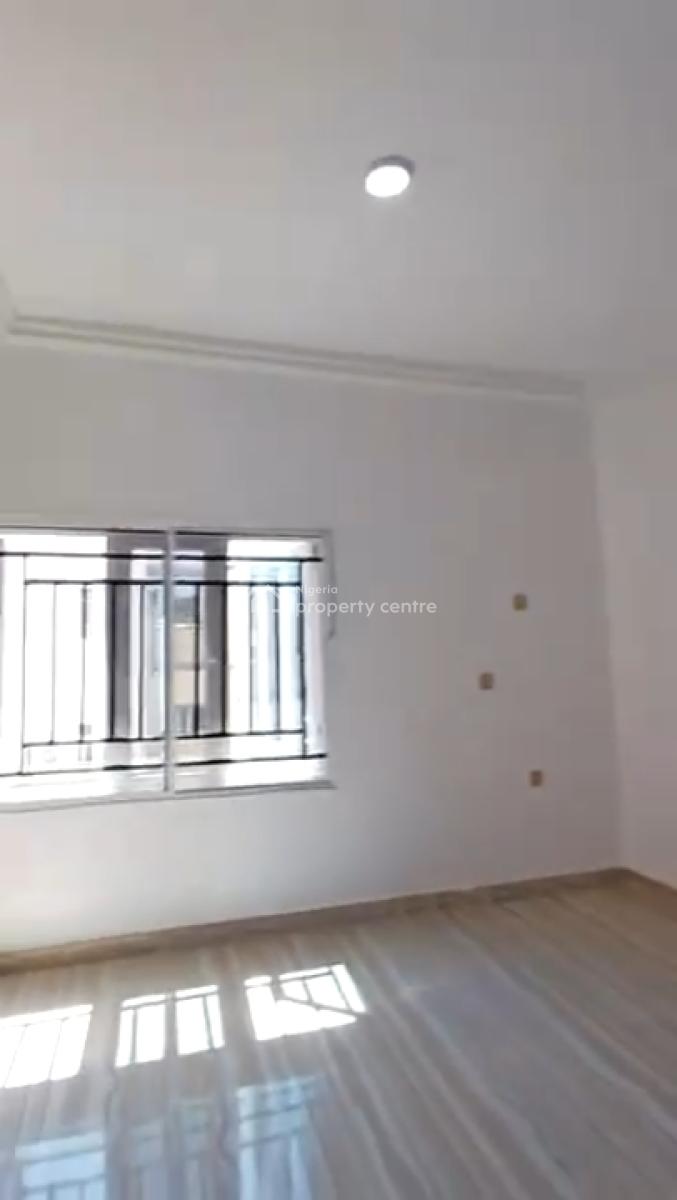 Luxury 3bedrooms Flat, Tarred Road, Guzape District, Abuja, Flat / Apartment for Rent
