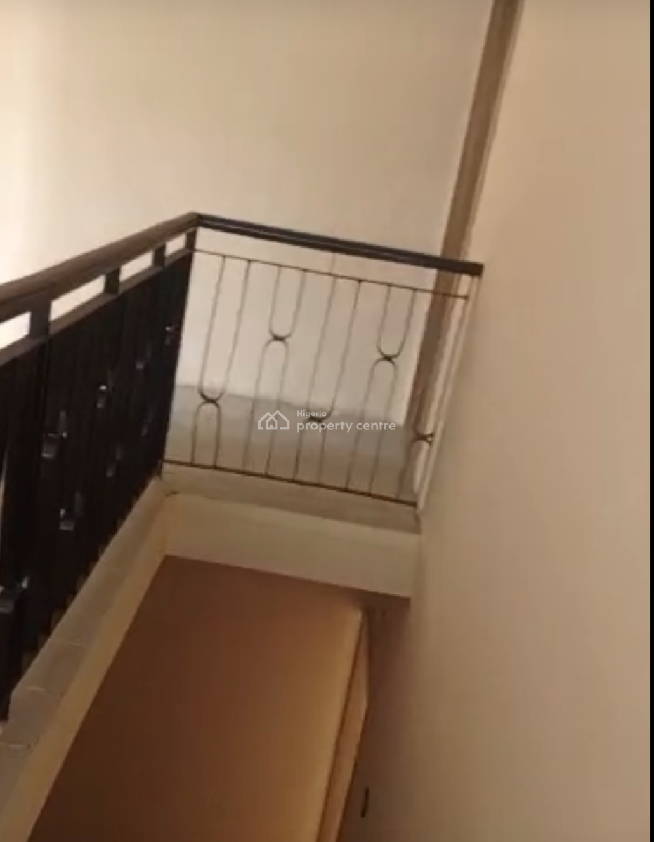4 Bedrooms Semi Detached Duplex at Medina Estate Gbagada, Medina, Medina, Gbagada, Lagos, Flat / Apartment for Rent