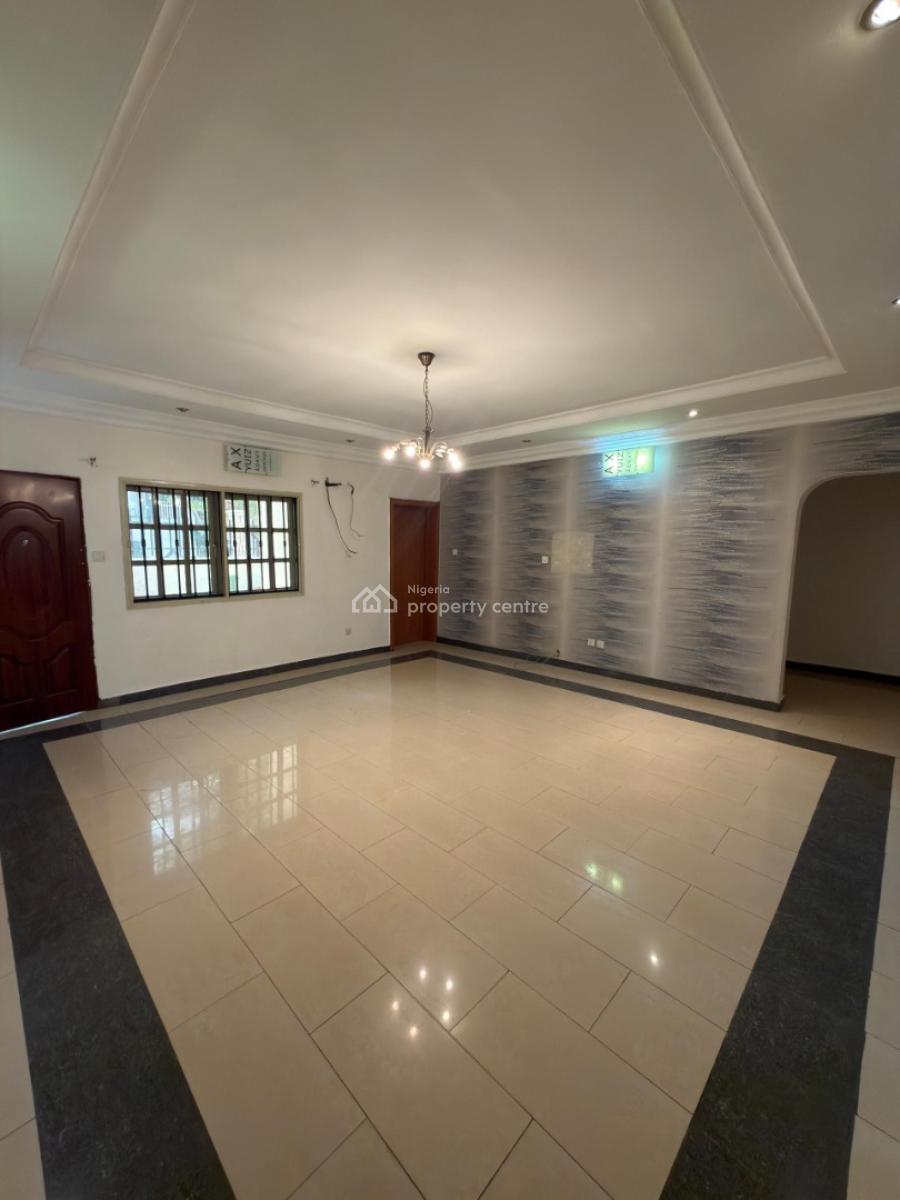 Luxury and Spacious 3 Bedroom Apartment with Bq (2 in The Compound), Lekki Phase 1, Lekki, Lagos, Flat / Apartment for Rent