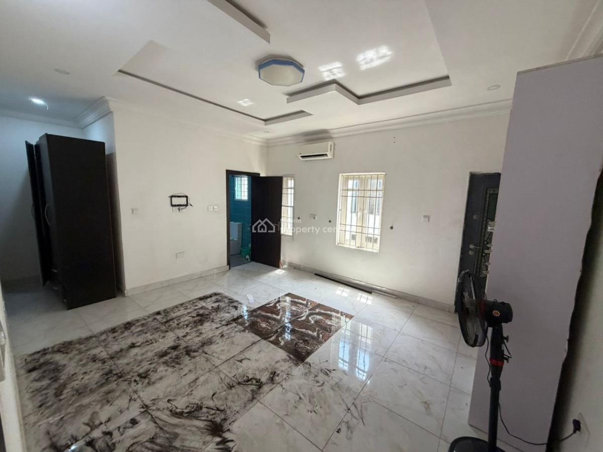 Luxury 2-bedroom  Furnished Apartment  Off Admiralty Way  Lekki, Lekki, Lagos, Flat / Apartment for Rent