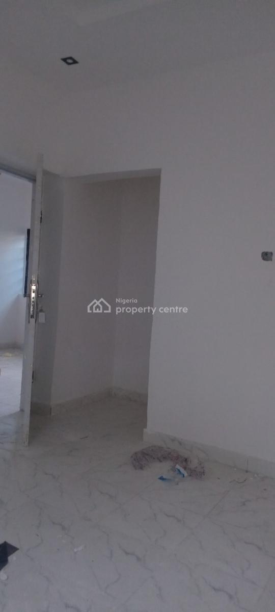 Now Available, Ogombo Ajah Lagos, Ajah, Lagos, Mini Flat (room and Parlour) for Rent