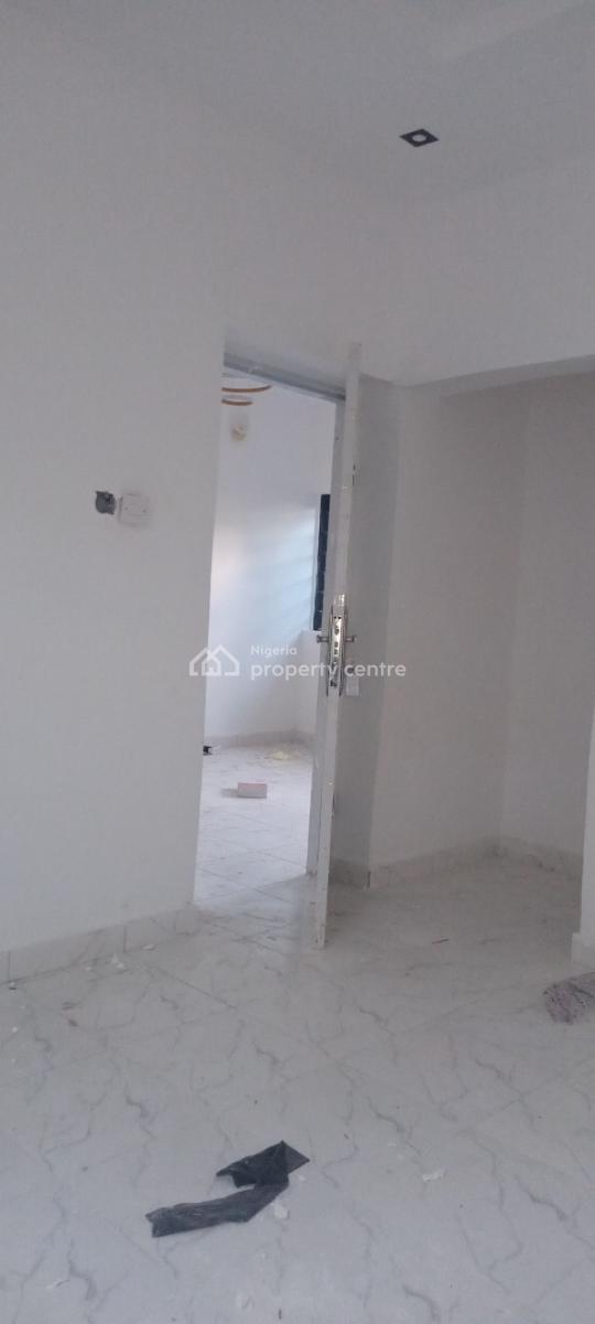 Now Available, Ogombo Ajah Lagos, Ajah, Lagos, Mini Flat (room and Parlour) for Rent