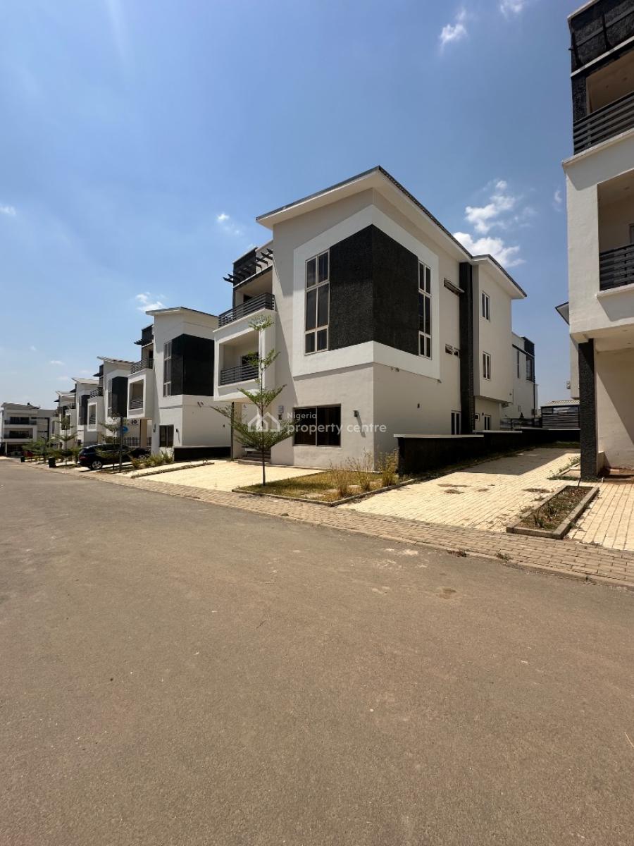 5 Bedroom Detached Duplex & Bq, Life Camp, Abuja, Detached Duplex for Sale