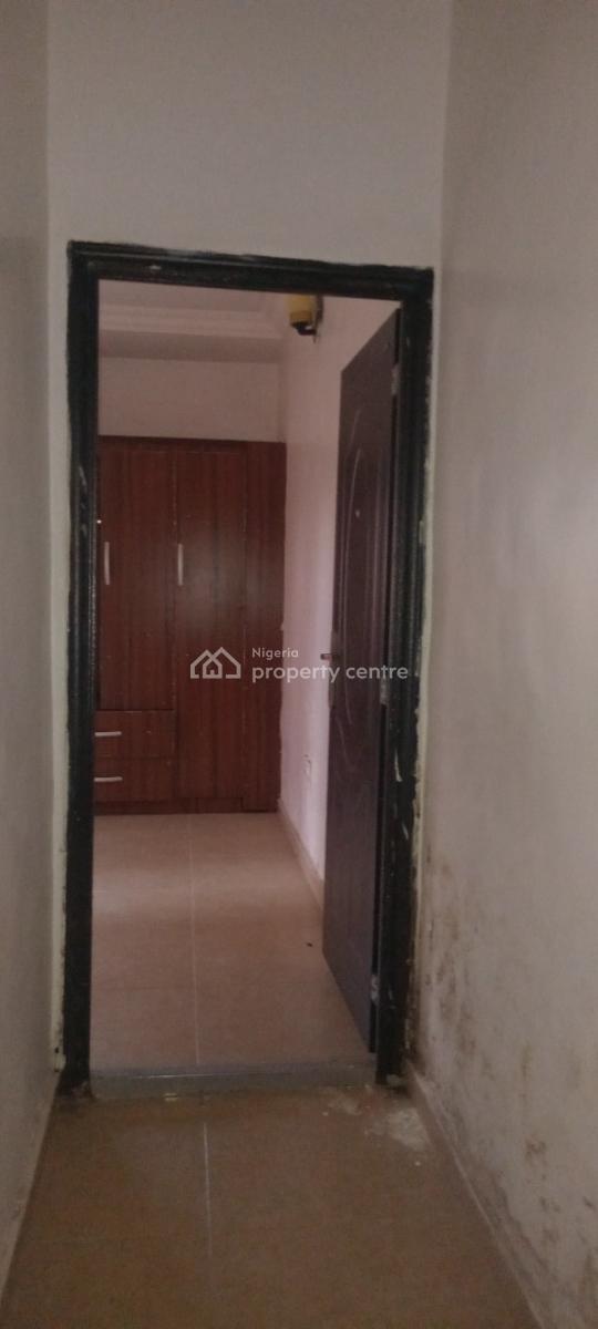 Now Available, Off Mobil Road Ilaje Ajah, Ilaje, Ajah, Lagos, Flat / Apartment for Rent