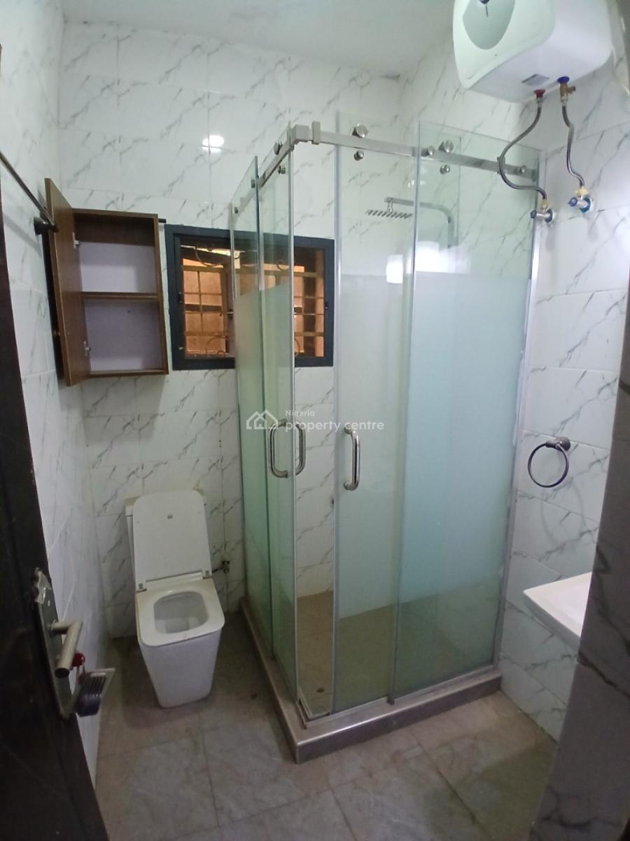 Luxury 3 Bedrooms Flat in an Estate, Gaduwa, Abuja, Flat / Apartment for Rent