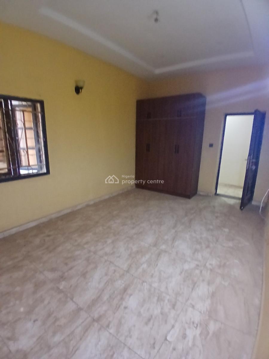 Luxury 3 Bedrooms Flat in an Estate, Gaduwa, Abuja, Flat / Apartment for Rent