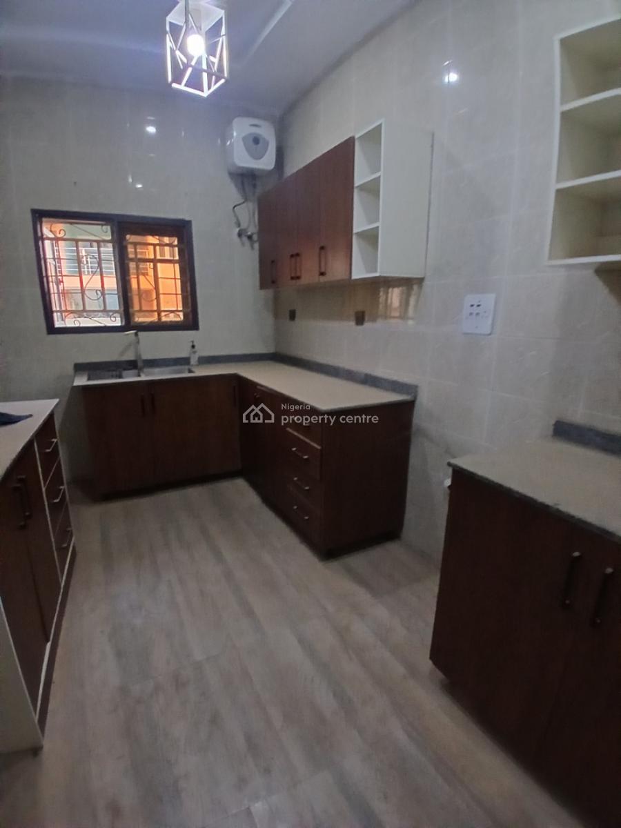 Luxury 3 Bedrooms Flat in an Estate, Gaduwa, Abuja, Flat / Apartment for Rent