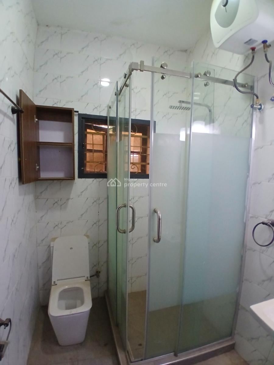 Luxury 3 Bedrooms Flat in an Estate, Gaduwa, Abuja, Flat / Apartment for Rent