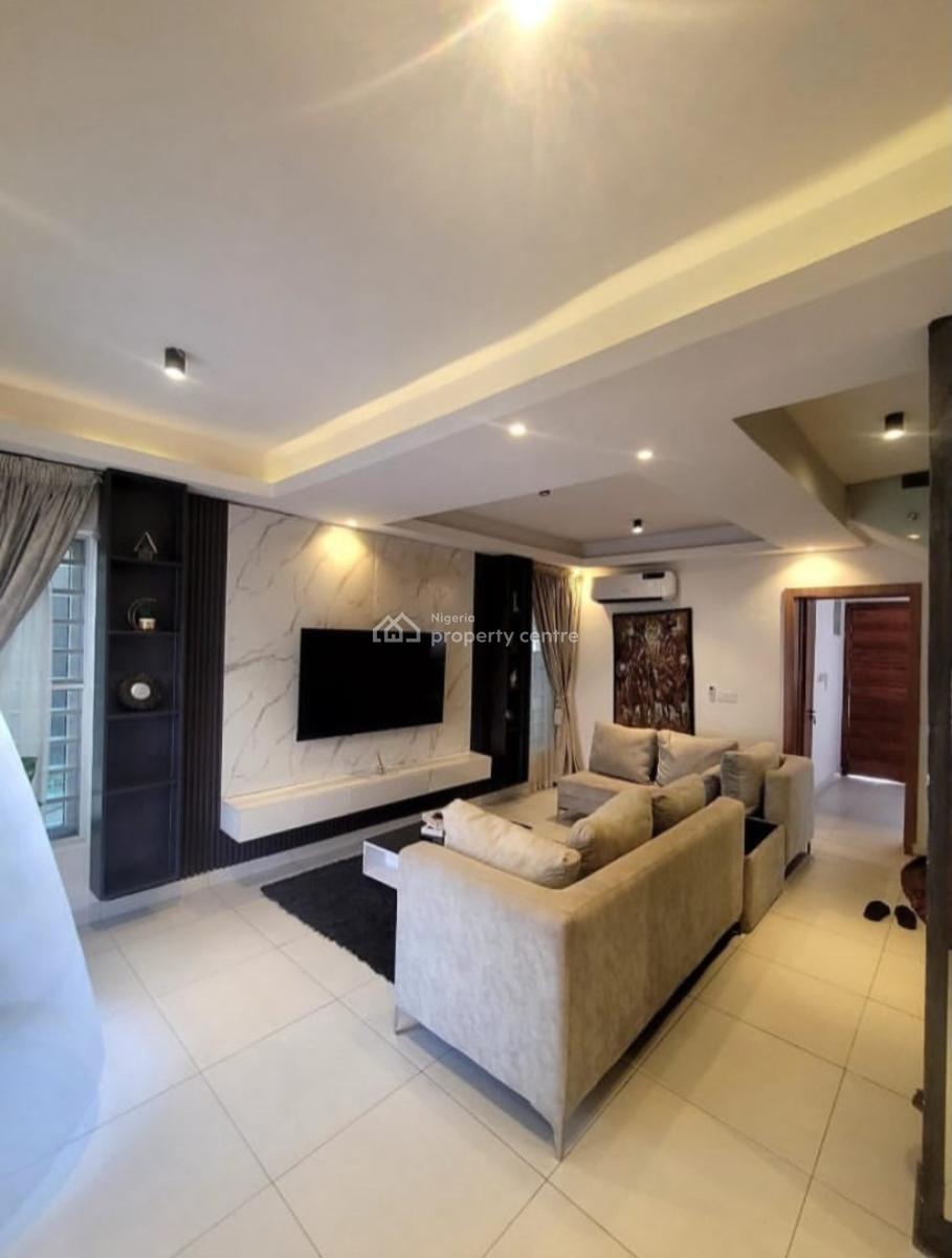 Furnished Or Unfurnished 4 Bedroom En-suite Townhouse with Fully Fitte, Lekki Phase 1, Lekki, Lagos, Terraced Duplex for Rent