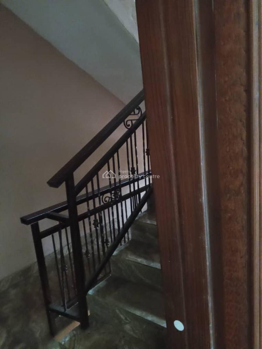 Luxury 3 Bedroom Flat Available on The Third Floor, Alagomeji, Yaba, Lagos, Flat / Apartment for Rent