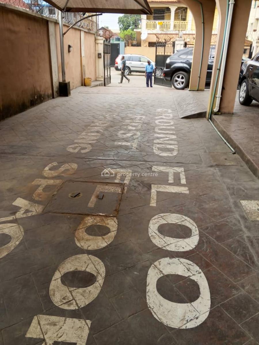 Luxury 3 Bedroom Flat Available on The Third Floor, Alagomeji, Yaba, Lagos, Flat / Apartment for Rent