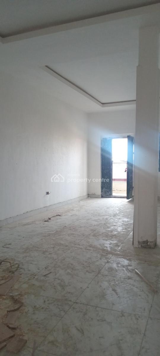 Now Available, Off Mobil Road Ilaje Ajah, Ilaje, Ajah, Lagos, Flat / Apartment for Rent