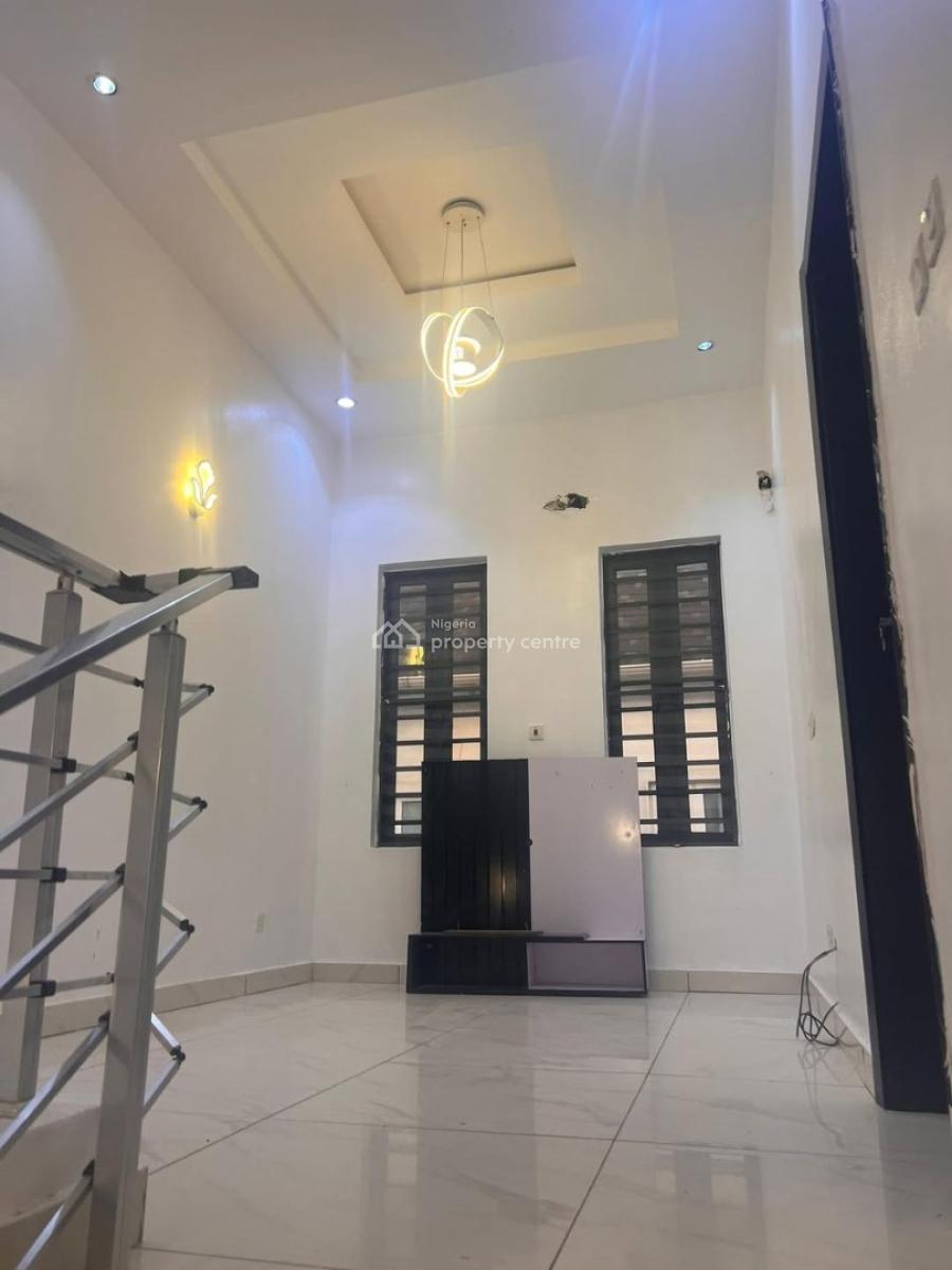 4 Bedroom Semi-detached Duplex with Bq, Chevron, Lekki, Lagos, Semi-detached Duplex for Rent