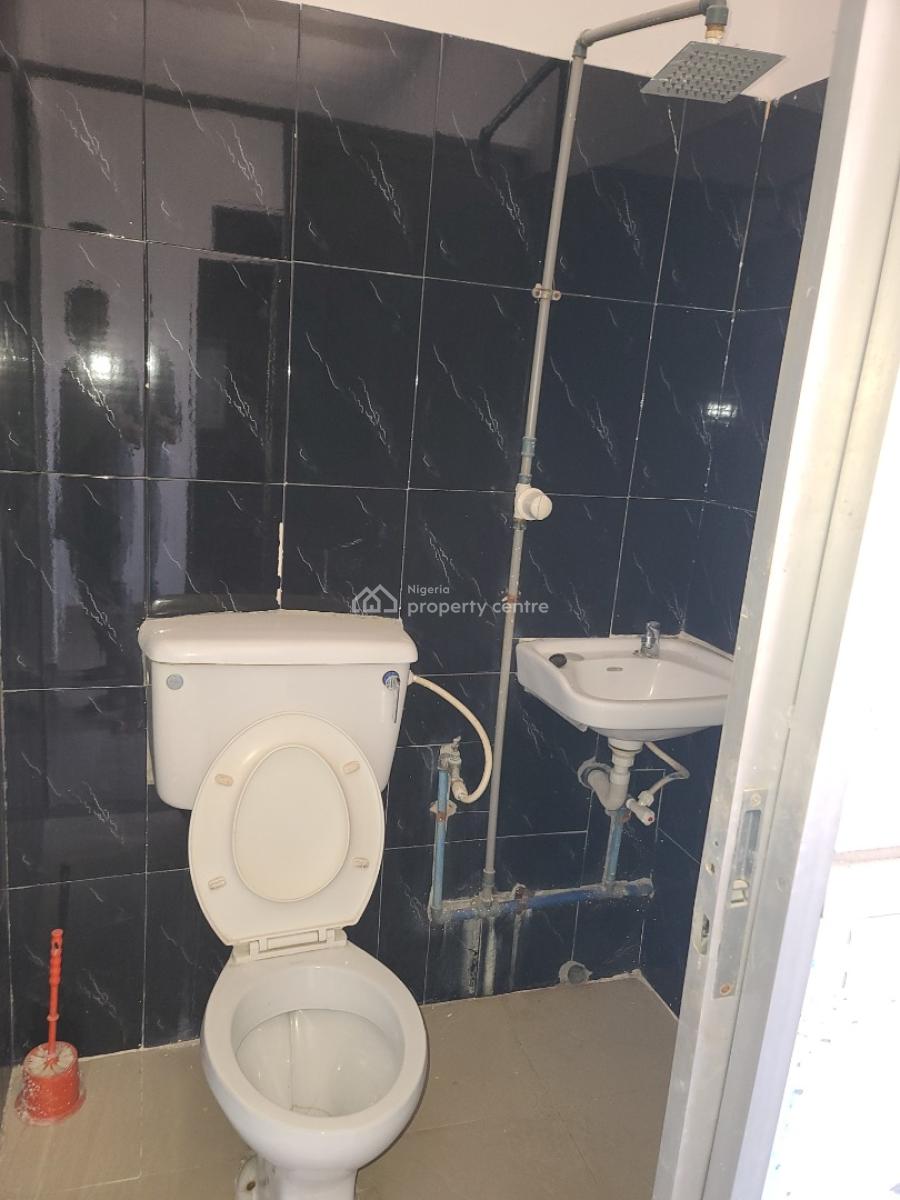 Modern and Clean 2 Bedroom Flat, Off Emmanuel Keshi Street, Gra Phase 2, Magodo, Lagos, Flat / Apartment for Rent
