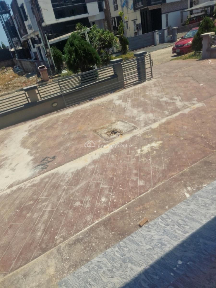 Spacious 4 Bedroom Semi - Detached House with a Room Bq, Lakeview Park 2 Estate, Orchid Road, Lafiaji Road, Second Toll Gate,, Lekki, Lagos, Flat / Apartment for Rent