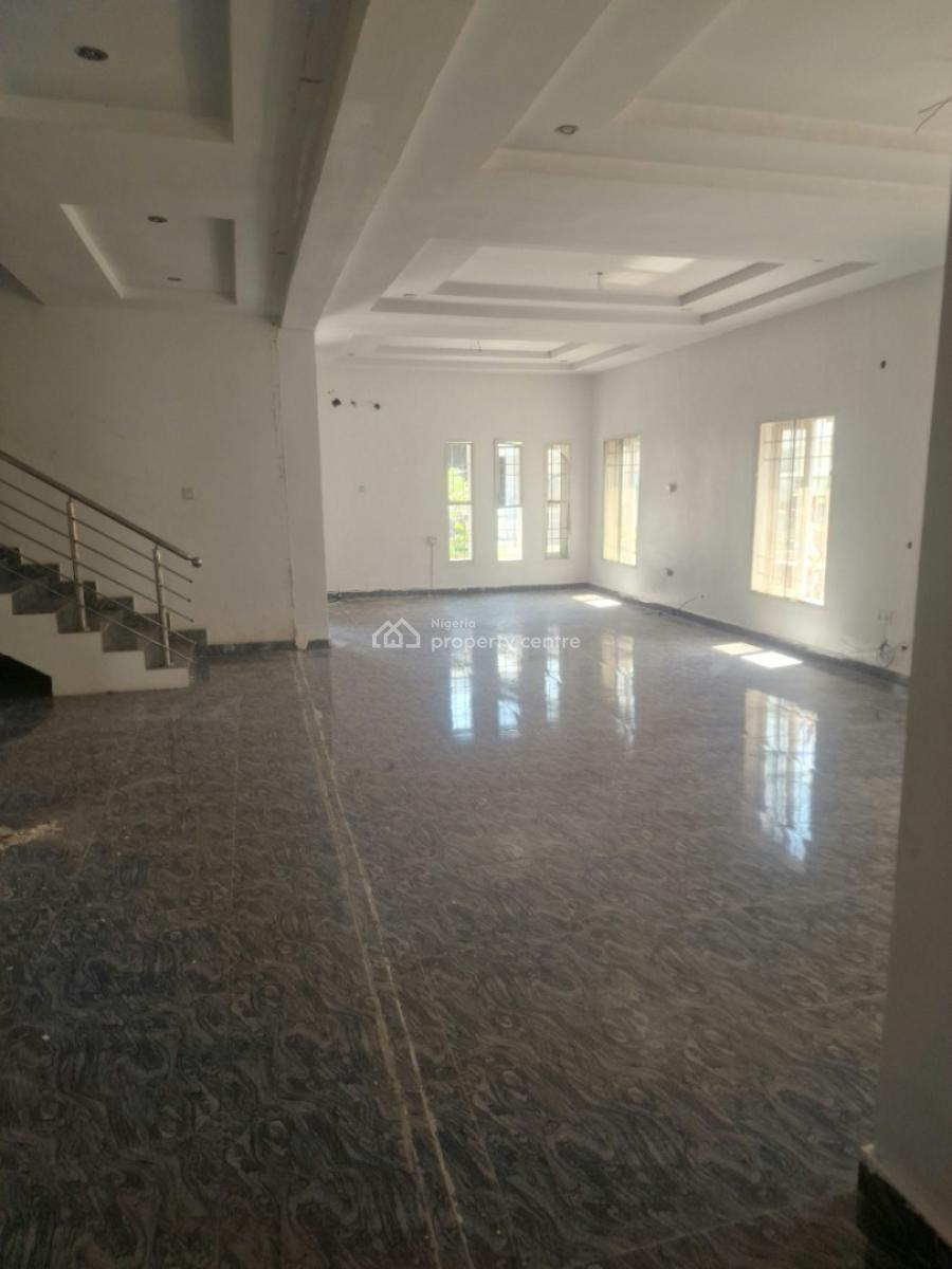 Spacious 4 Bedroom Semi - Detached House with a Room Bq, Lakeview Park 2 Estate, Orchid Road, Lafiaji Road, Second Toll Gate,, Lekki, Lagos, Flat / Apartment for Rent