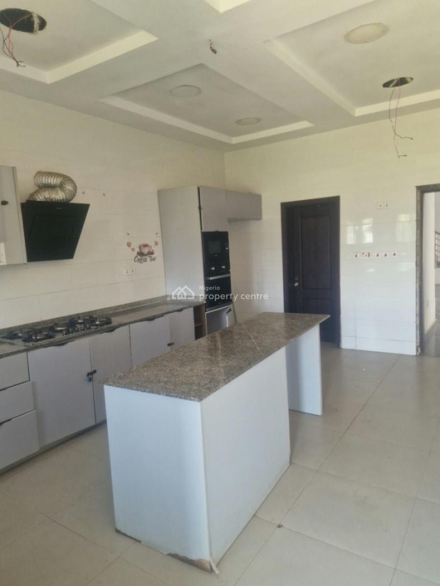 Spacious 4 Bedroom Semi - Detached House with a Room Bq, Lakeview Park 2 Estate, Orchid Road, Lafiaji Road, Second Toll Gate,, Lekki, Lagos, Flat / Apartment for Rent