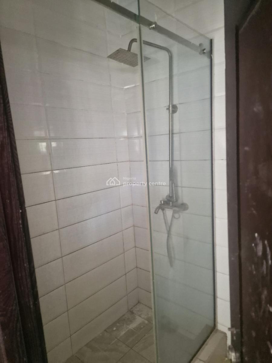 Spacious 4 Bedroom Semi - Detached House with a Room Bq, Lakeview Park 2 Estate, Orchid Road, Lafiaji Road, Second Toll Gate,, Lekki, Lagos, Flat / Apartment for Rent