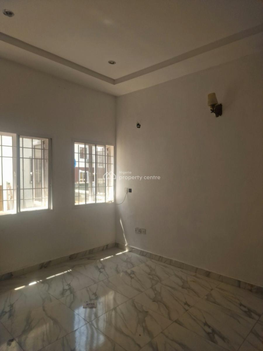 Spacious 4 Bedroom Semi - Detached House with a Room Bq, Lakeview Park 2 Estate, Orchid Road, Lafiaji Road, Second Toll Gate,, Lekki, Lagos, Flat / Apartment for Rent