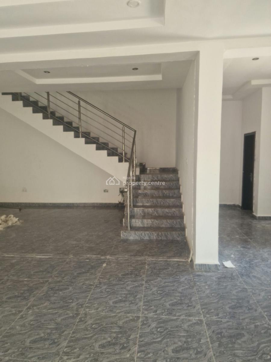 Spacious 4 Bedroom Semi - Detached House with a Room Bq, Lakeview Park 2 Estate, Orchid Road, Lafiaji Road, Second Toll Gate,, Lekki, Lagos, Flat / Apartment for Rent