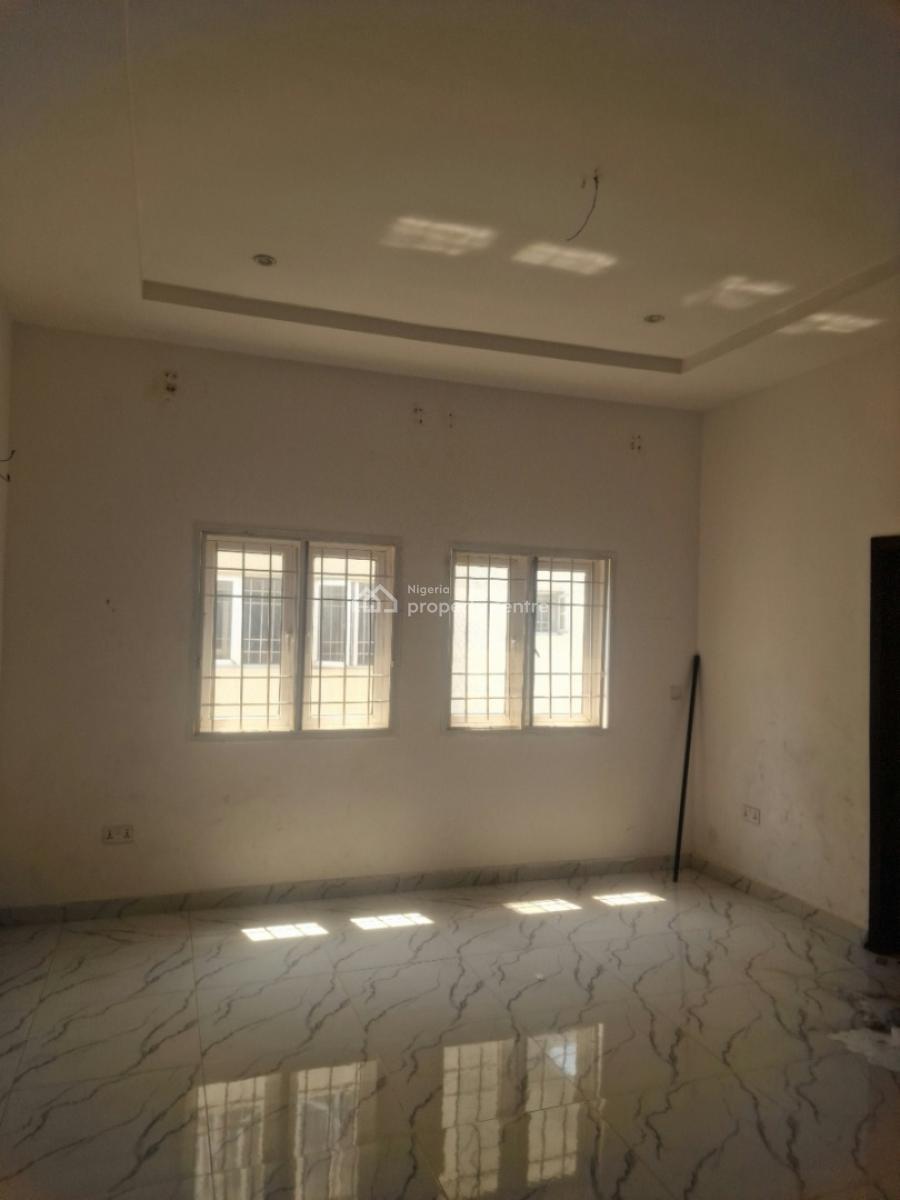 Spacious 4 Bedroom Semi - Detached House with a Room Bq, Lakeview Park 2 Estate, Orchid Road, Lafiaji Road, Second Toll Gate,, Lekki, Lagos, Flat / Apartment for Rent