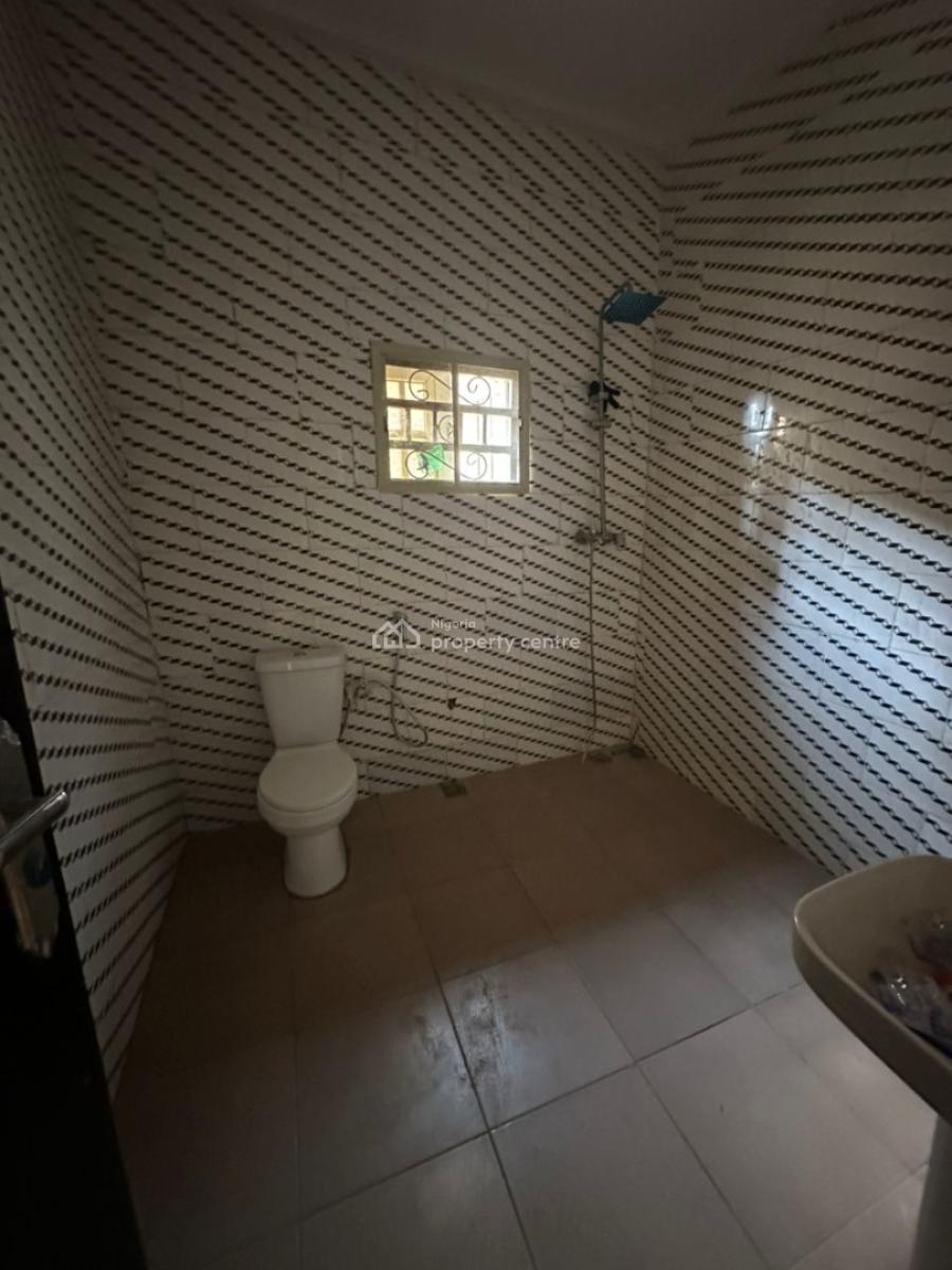 Well Finished 3bedroom Apartment, Gwarinpa Extension, Gwarinpa, Abuja, Flat / Apartment for Rent