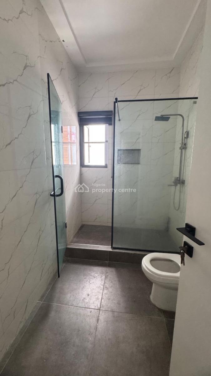 Semi Detached 4 Bedroom Terrace, Lekki Phase 1, Lekki, Lagos, Terraced Duplex for Rent